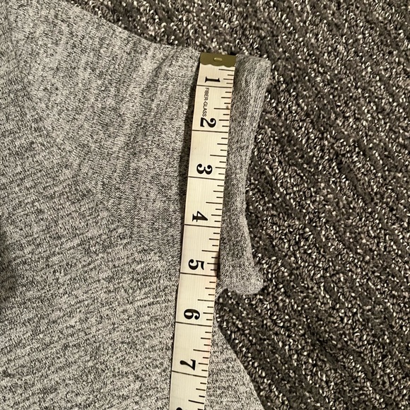 a.n.a A New Approach Short Sleeve Top Size Small - Picture 10 of 10